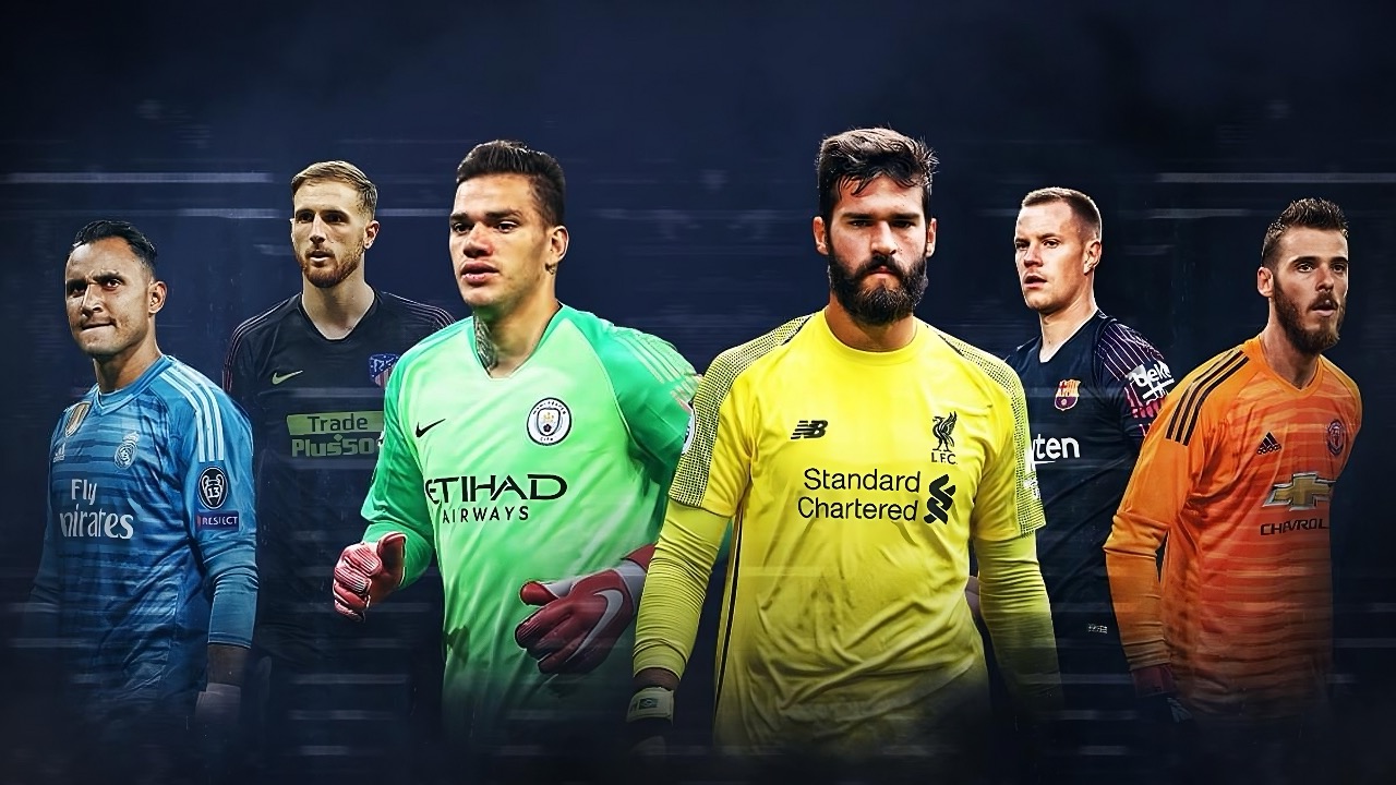 Goalkeepers play a crucial role in the build-up. In the past years, we've seen how goalkeepers such as Alisson, Ederson or Ter Stegen set new standards for the coming generations of keepers