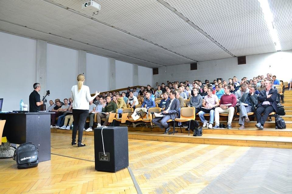 Carles in a conference in poland